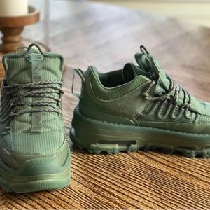 Jordan Air Mae Womens 9